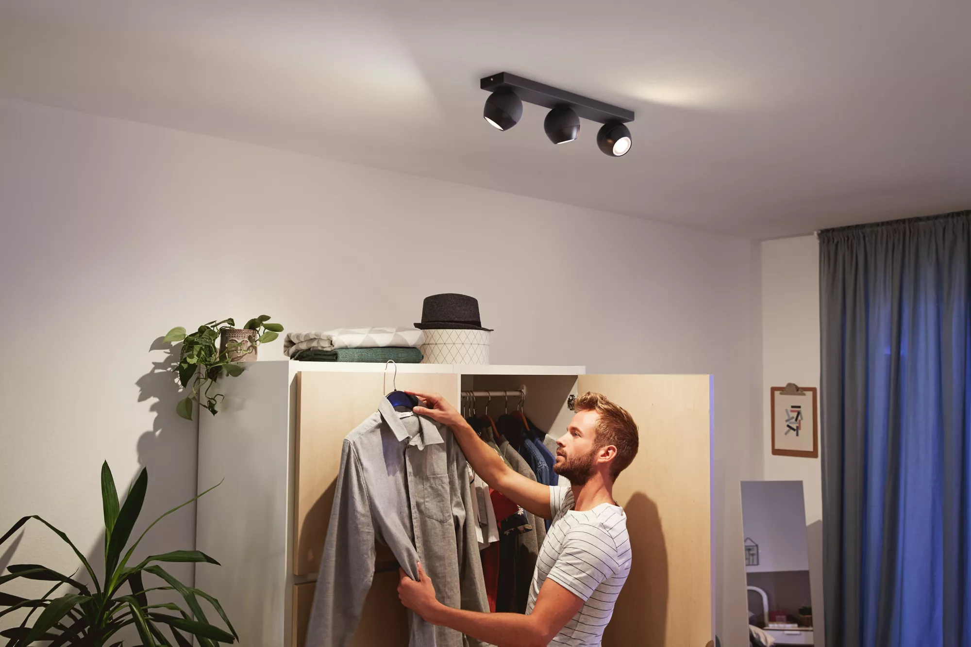 Philips by Signify Philips Hue White ambience Buckram triple spotlight – image 2