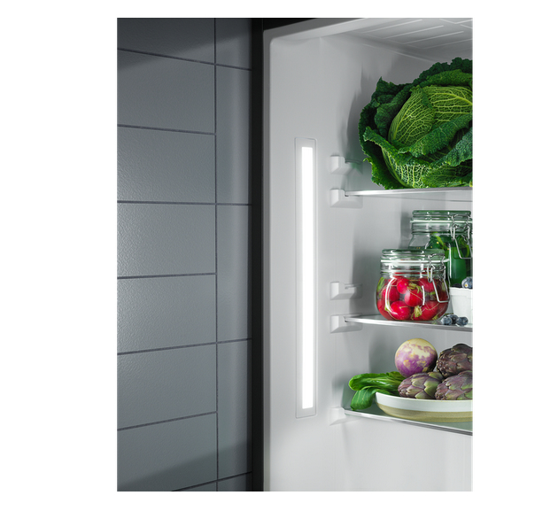 Electrolux LFB2AF88S combi-fridge Built-in White – image 3