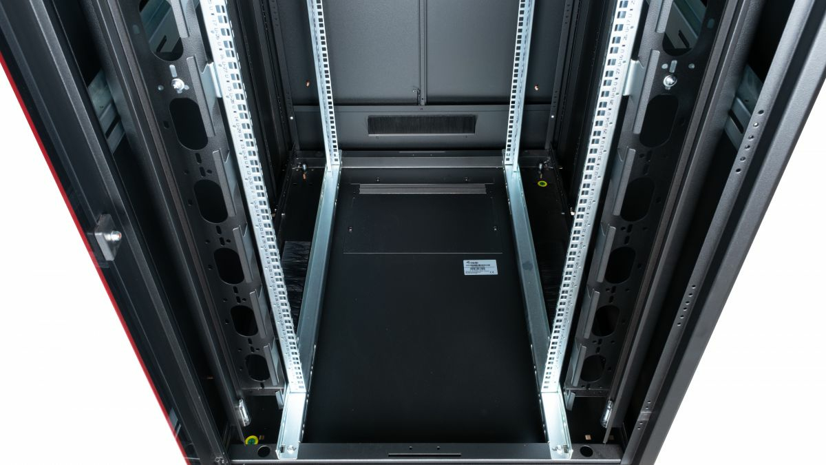 Equip Dynamic Flex 19' Cabinet, 42U – image 4