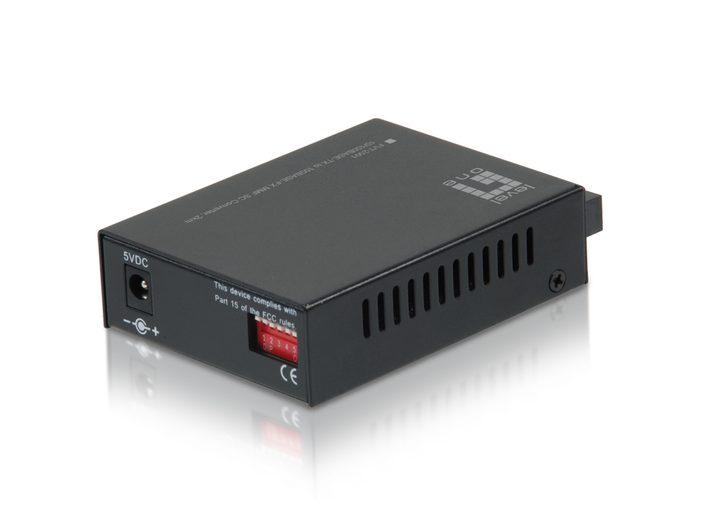 LevelOne RJ45 to SC Fast Ethernet Media Converter, Multi-Mode Fiber, 2km – image 2