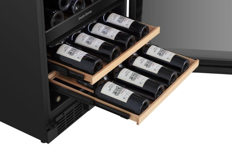 Hisense RW3N122GALF Compressor wine cooler Built-in Black 46 bottle(s) – image 7