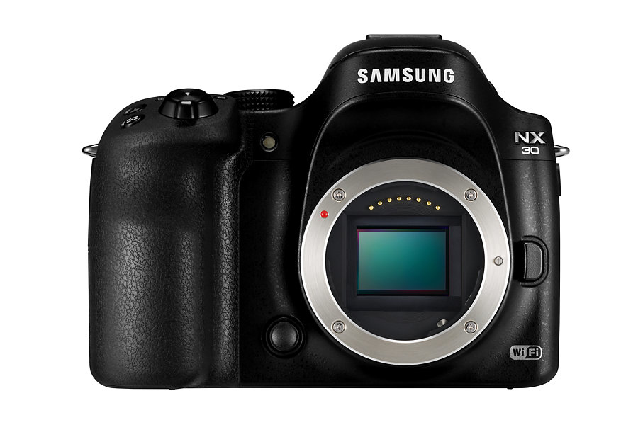 Samsung 30 + 18-200mm – image 2