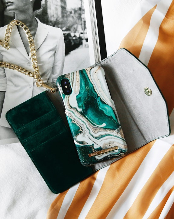 iDeal of Sweden IDMCV-I8-100 mobile phone case – image 3
