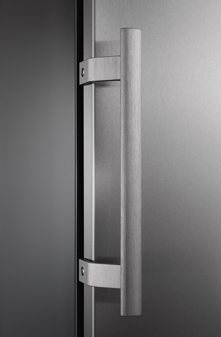 Electrolux ERF3868MOX fridge Freestanding – image 5