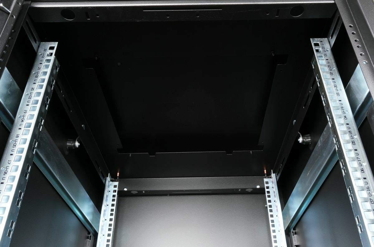 Equip Dynamic Flex 19' Cabinet, 22U – image 7