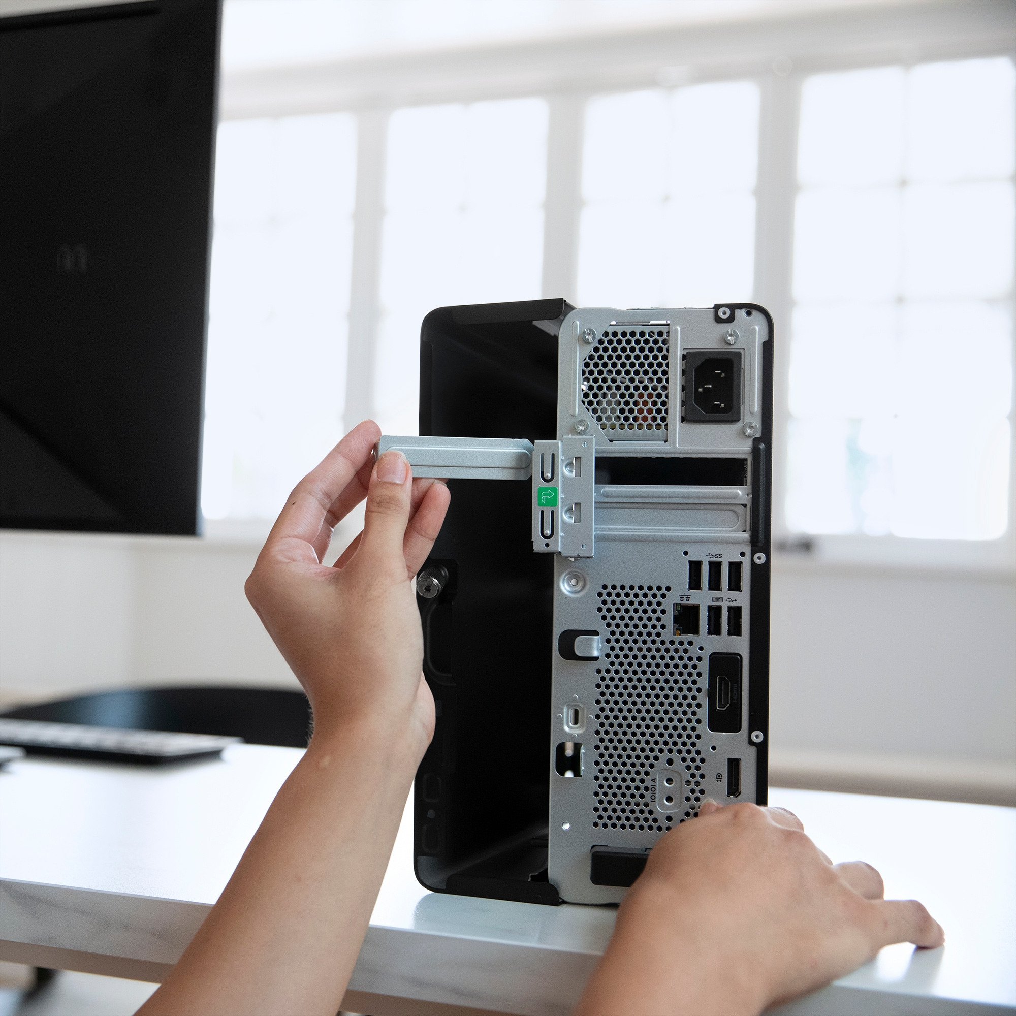 HP 805 G8 – image 5