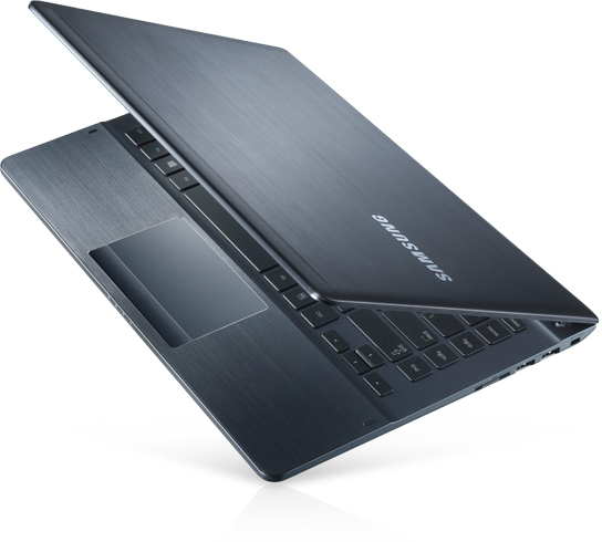 Samsung 4 NP470R4E Intel® Core™ i5 i5-3230M Laptop – image 1