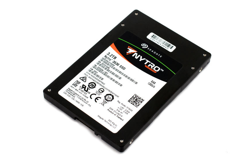 Seagate XS3200LE70024 internal solid state drive