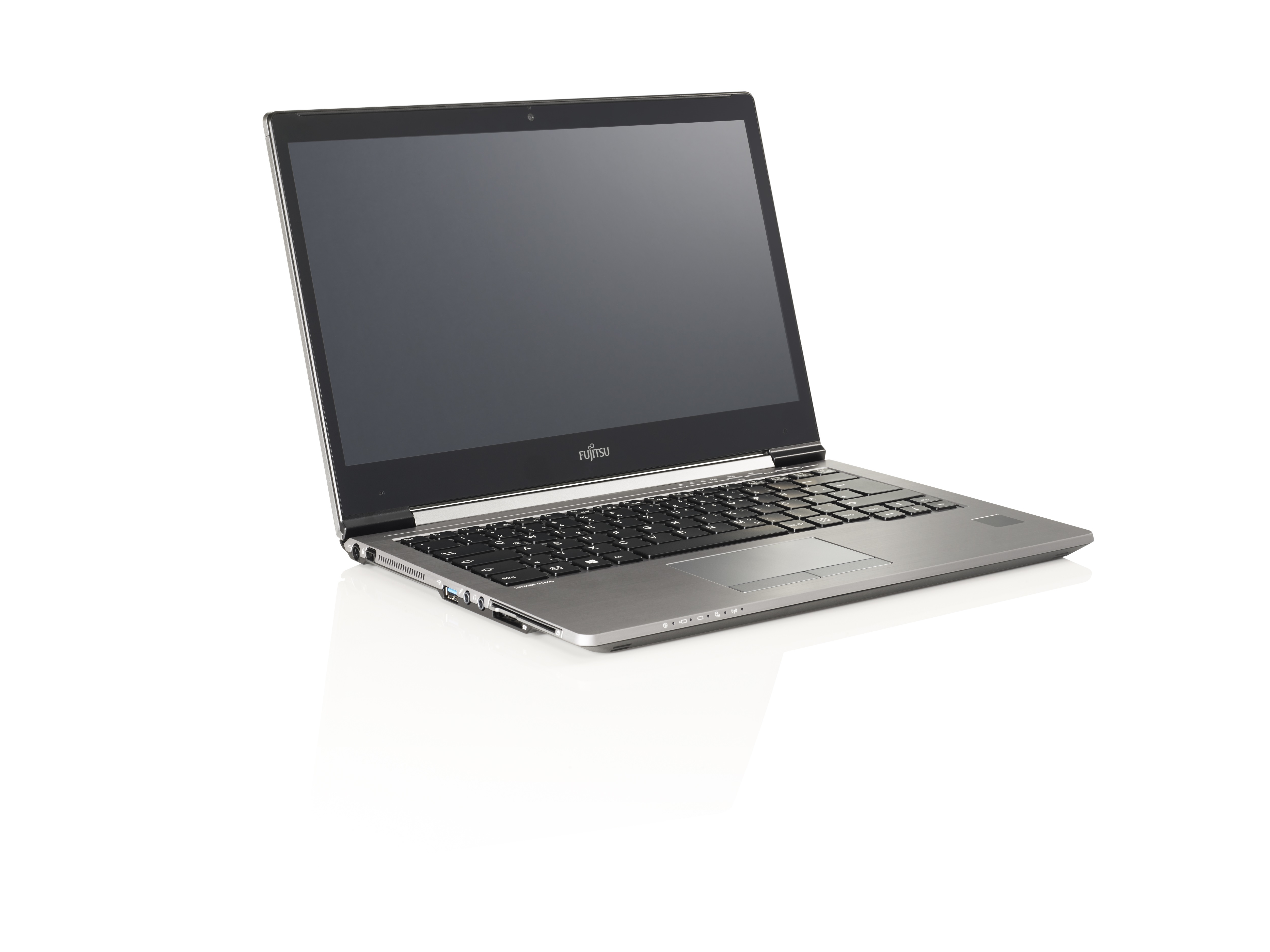 Fujitsu LIFEBOOK U745 Intel® Core™ i5 i5-5200U Ultrabook 35.6 cm