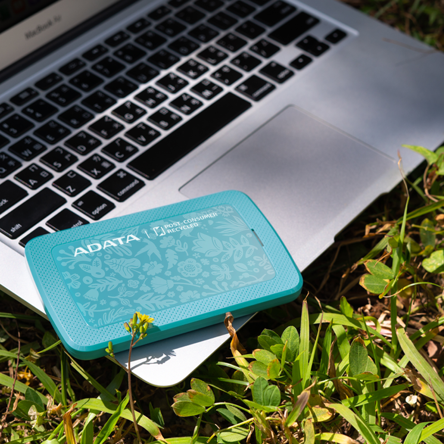 Disco Duro Externo ADATA HC300 ECO - 1TB - USB 3.2 - Verde - AHC300E-1TU31-CGN Disco Duro Externo ADATA HC300 ECO - 1TB - USB 3.2 - Verde - AHC300E-1TU31-CGN