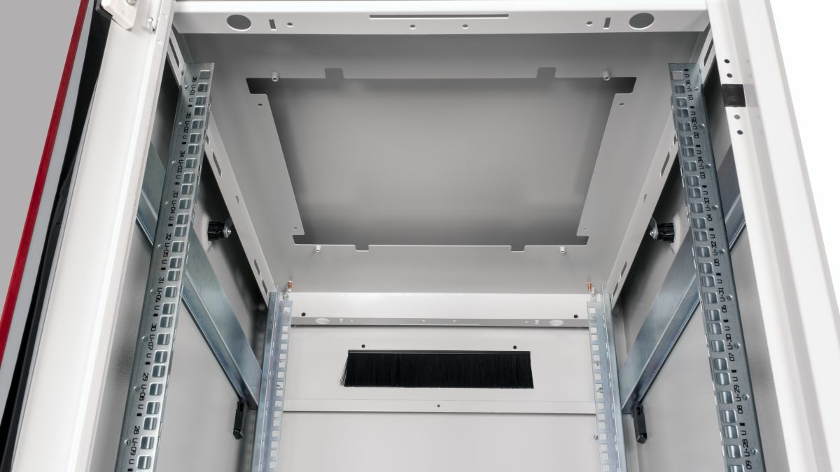 Equip Dynamic Flex 19' Cabinet, 36U – image 6
