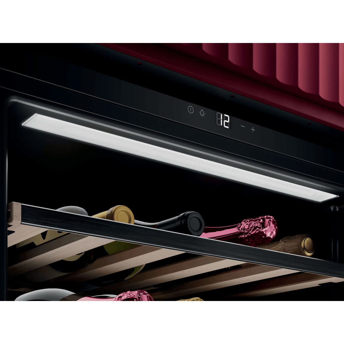 AEG NKW8P21KAB Compressor wine cooler Built-in Black 15 bottle(s) – image 4