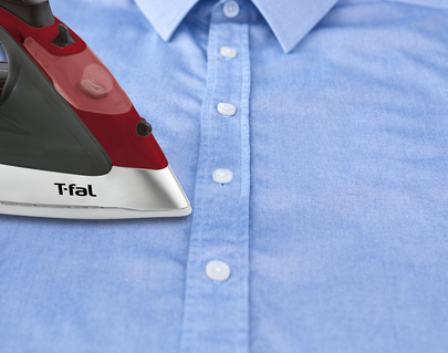 Tefal FV2613 Dry & Steam iron Durilium Airglide soleplate – image 4