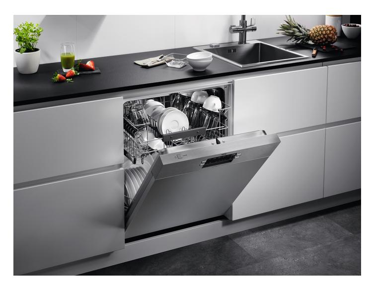 AEG FES5368XZM Semi built-in 13 place settings – image 8