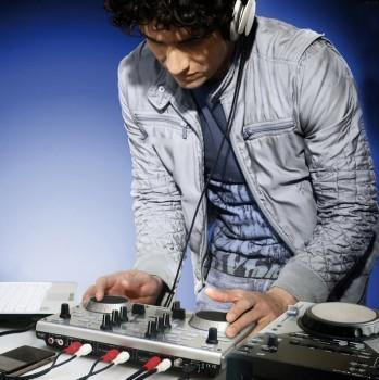 Hercules DJ Console Mk4 – image 8