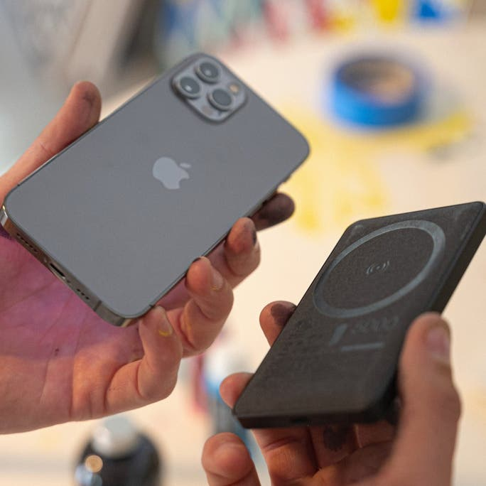 mophie snap+ juice pack mini – image 4