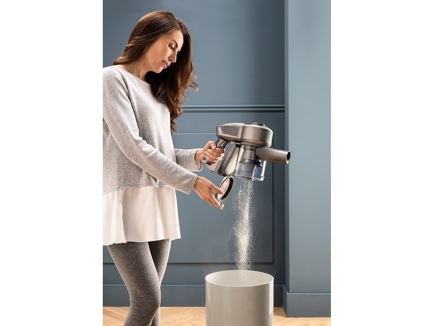 De’Longhi XLM419.TDC stick vacuum/electric broom Battery Dry EPA Bagless – image 3
