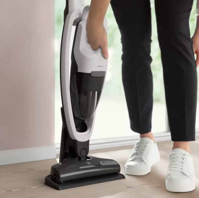 Electrolux ES31CB18SH stick vacuum/electric broom Battery Dry Bagless – image 4