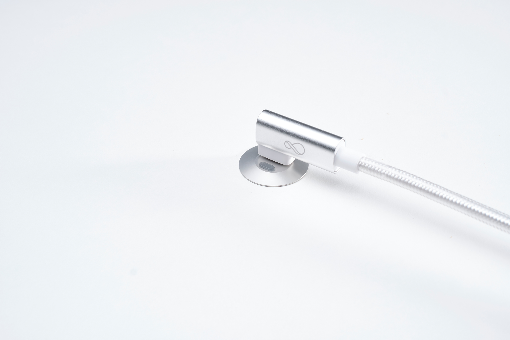 صورة Ochno O-SWO-100-1 USB-C Desktop Embedded Hub