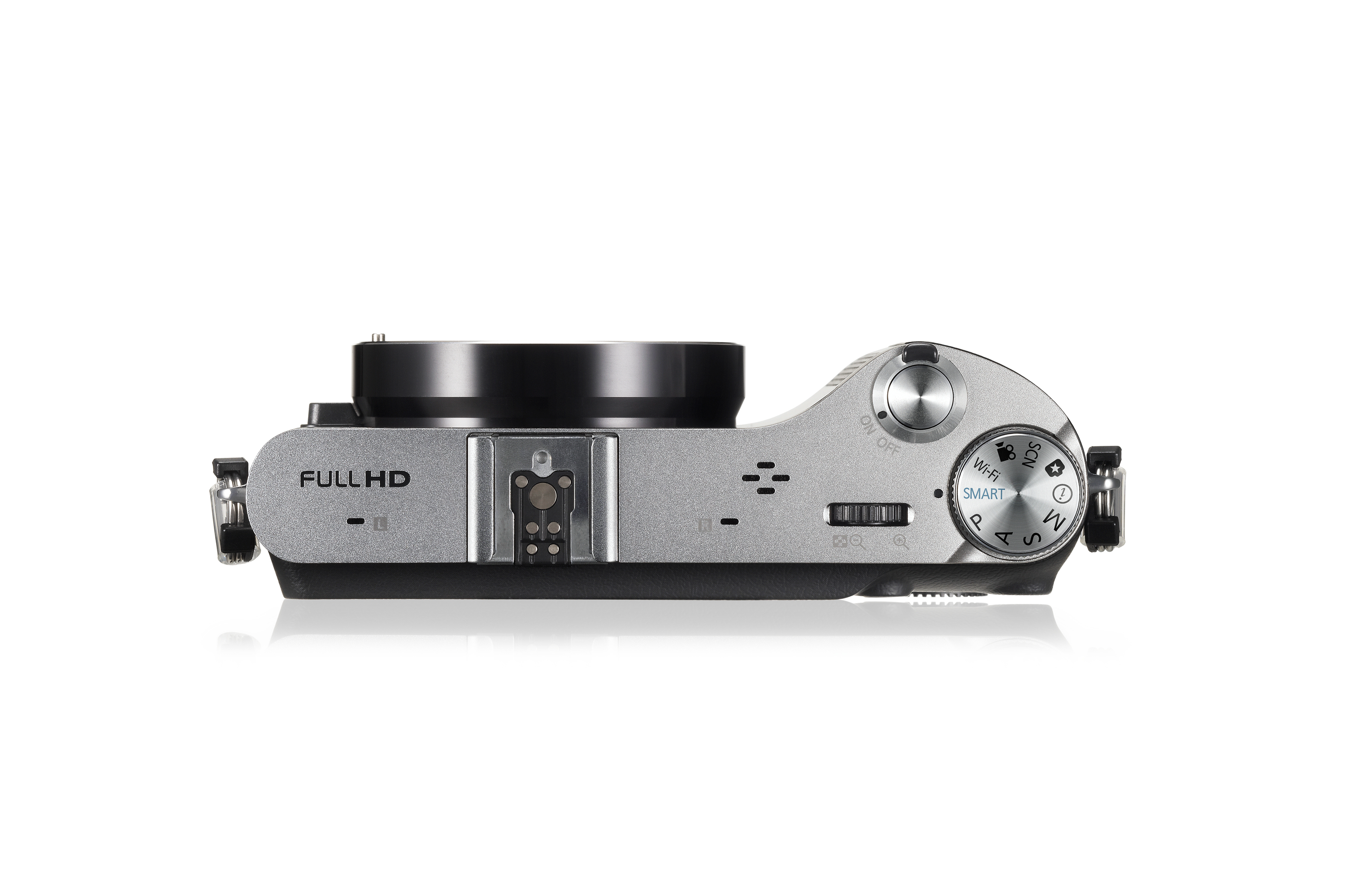 Samsung 210 + 18-55mm – image 4