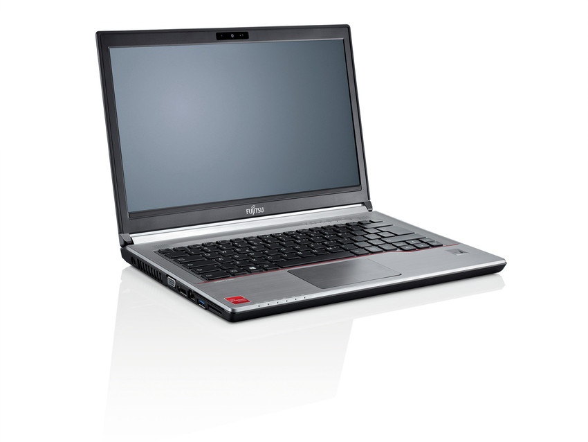 Fujitsu LIFEBOOK E7440 Intel® Core™ i5 i5-4210M Laptop – image 3