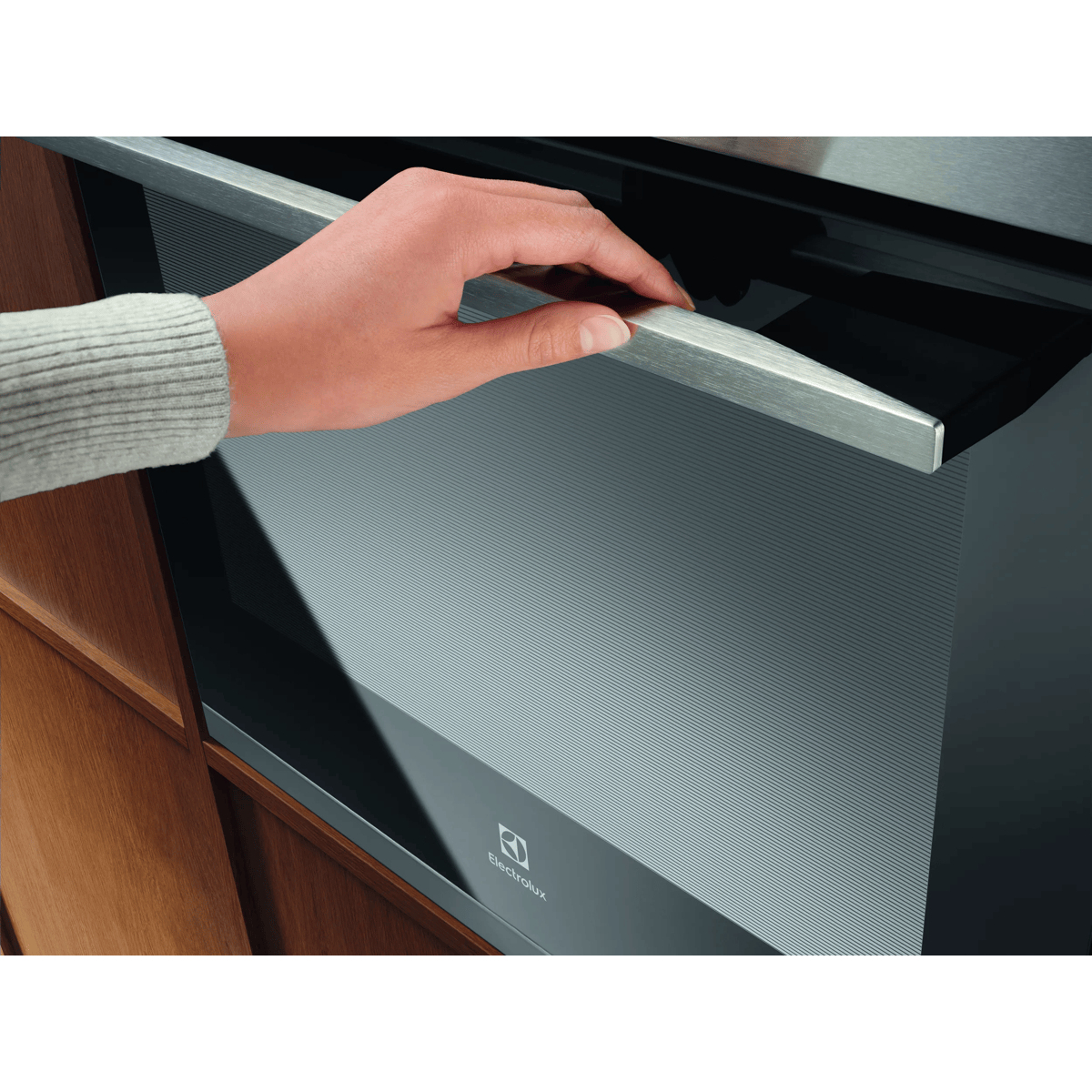 Electrolux KOFFP46X2 72 L 3490 W Stainless steel – image 2