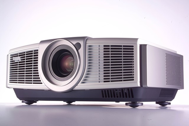 BenQ PE8720 Digital Projector – image 6