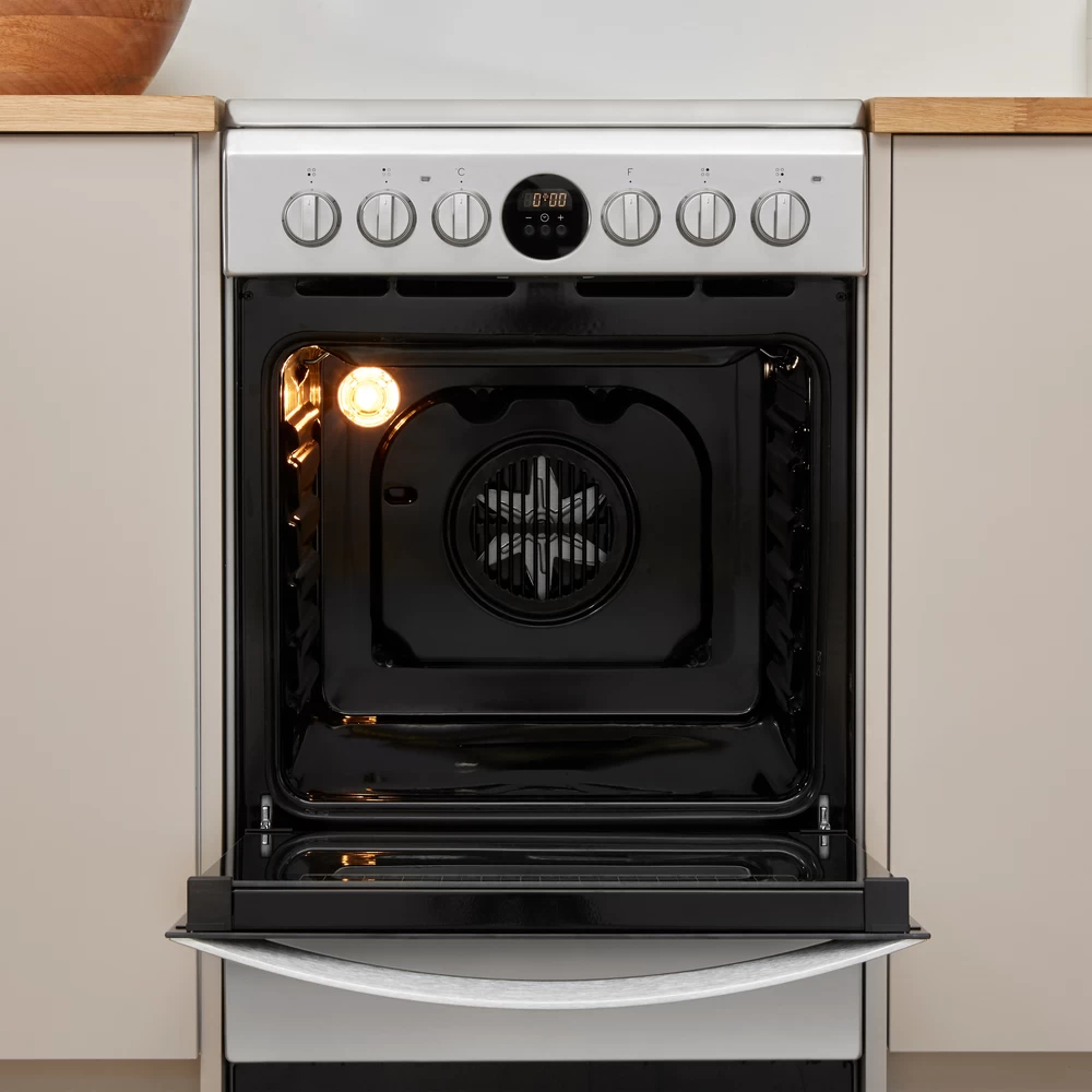 Indesit IS5V8CHX/E cooker Freestanding cooker Electric Ceramic hob Stainless steel – image 4