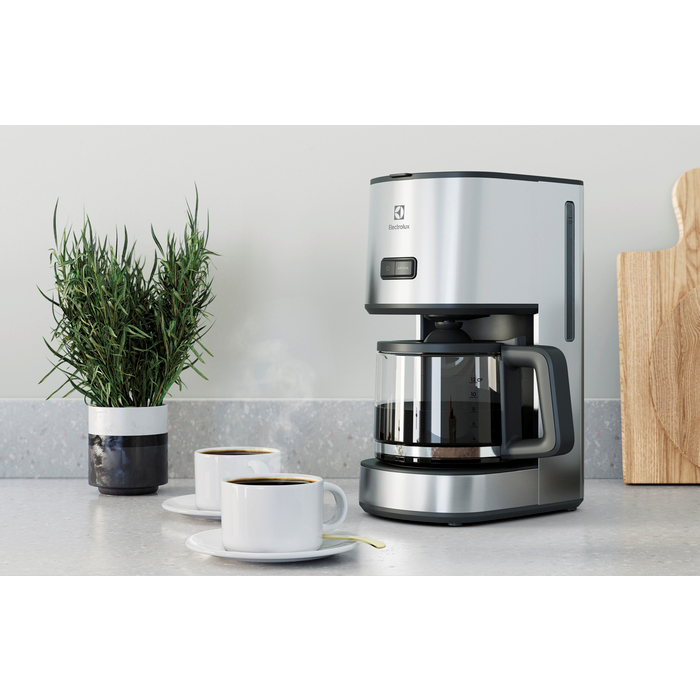 Electrolux E4CM1-4ST Semi-auto Drip coffee maker – image 4