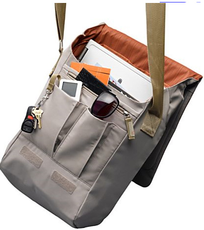 Case Logic 15.4" Vertical Messenger Bag – image 5