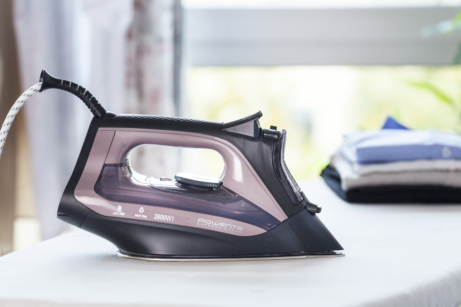 Rowenta DW4345 Steam iron Stainless Steel soleplate – image 7