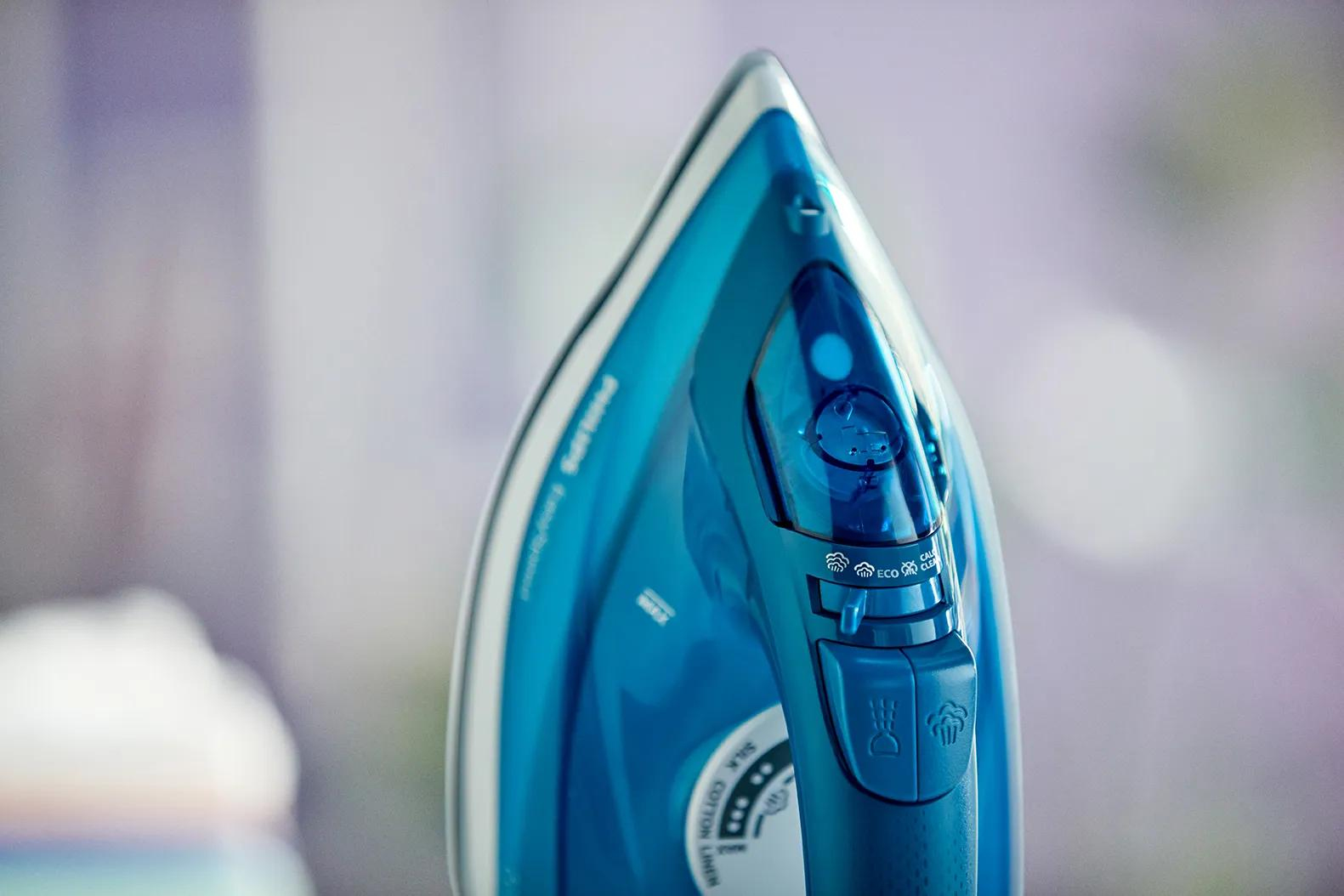 Philips EasySpeed GC1756/20R1 iron Steam iron Ceramic soleplate – image 7