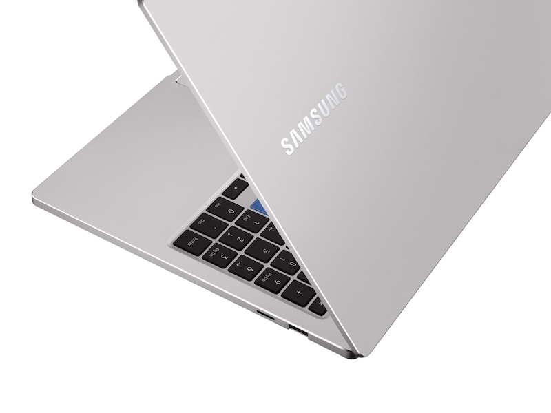 Samsung 7 NP750XBE Intel® Core™ i7 i7-8565U Laptop – image 5