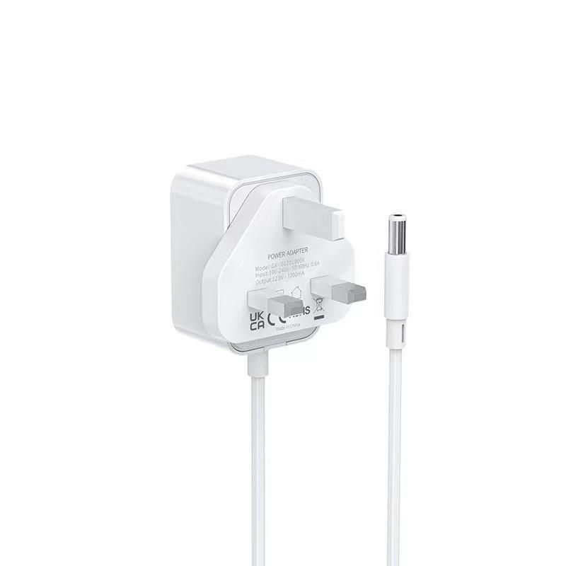 CoreParts MSPT2130 power adapter/inverter Indoor