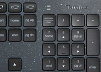 Targus EcoSmart AKB868UK clavier Universel Bluetooth QWERTY Anglais britannique Noir