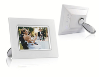 Philips Philips PhotoFrame 7FF2CMI/05 https://images.icecat.biz/img/gallery_lows/457cd7b09cecd26b9ded18577a15d4c9.jpg