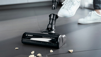 Bosch BBS711W aspirateur balai et balai électrique Sans sac 0,3 L Noir, Acier inoxydable, Blanc