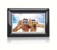 Philips Philips PhotoFrame 7FF3FPB/05 https://images.icecat.biz/img/gallery_lows/5307161cc9fc871756c8b19dc4f7cf1b.jpg