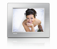 Philips Philips 8FF3CME 8" LCD 4:3 frame ratio PhotoFrame https://images.icecat.biz/img/gallery_lows/62258b1cffaece02ba1889a0fa685156.jpg