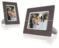 Philips Philips 7FF1CWO 7" PhotoFrame https://images.icecat.biz/img/gallery_lows/6fddbcd6a05c60aeb6a71c25429fdc96.jpg