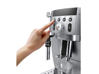 De’Longhi Magnifica S ECAM250.31.SB machine à café Entièrement automatique Machine à expresso
