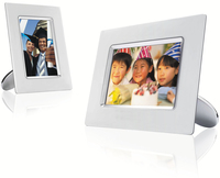 Philips Philips 7FF1CMI 7" PhotoFrame https://images.icecat.biz/img/gallery_lows/89a40a8699aff7f9882e25429d3643e8.jpg