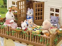 Sylvanian Families La grande maison éclairée et sa pièce secrète