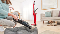 Bosch Serie 4 BBH3ZOO28 Aspirateur 0,4 L Sec Sans sac