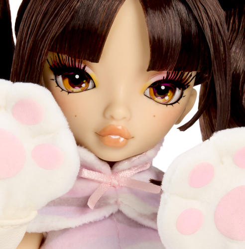 MGA Entertainment Mirror Mi Akiko Kittyama
