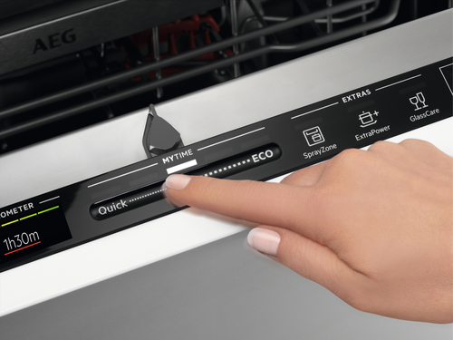 AEG Series 7000 FSE74747P Fully built-in 15 place settings – image 4