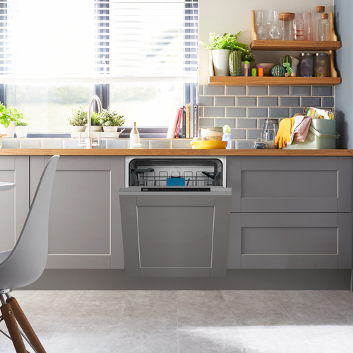 Beko DIN16430 Integrated Full Size Dishwasher with Quick&ShineTM – image 6