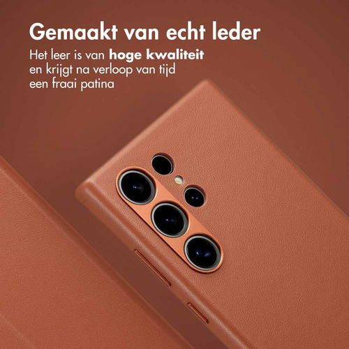 Accezz Leather Bookcase 2-in-1 met MagSafe Samsung Galaxy S24 Ultra - Sienna Brown, afbeelding 2