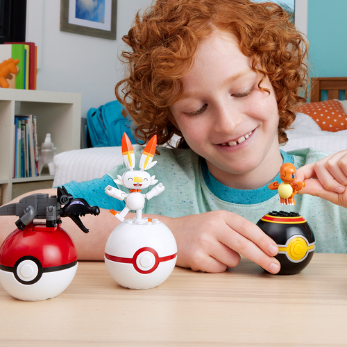Mattel MEGA Pokémon Fire-Type Trainer Team