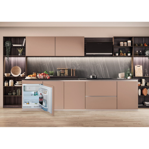 Hotpoint HBUF011 82cm High Integrated Undercounter Fridge with Ice Box - image 2